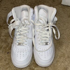 NIKE high top AF1’s size 9